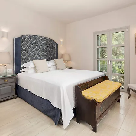 Vila Apelia Estate - Among Ancient Olives, Experience The Quiet Soul Of Corfu *