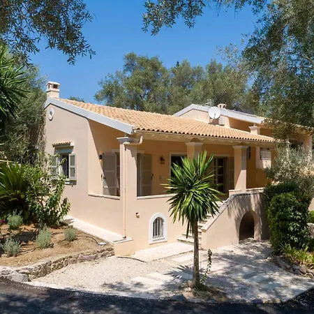 Vila Apelia Estate - Among Ancient Olives, Experience The Quiet Soul Of Corfu Corfu (city)