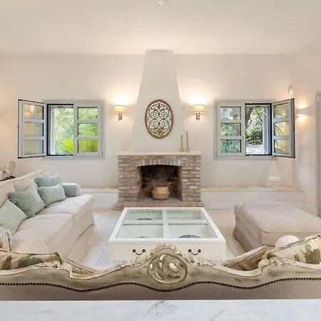 Apelia Estate - Among Ancient Olives, Experience The Quiet Soul Of Corfu Vila *