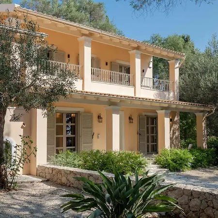 Apelia Estate - Among Ancient Olives, Experience The Quiet Soul Of Corfu Villa Corfu (city)